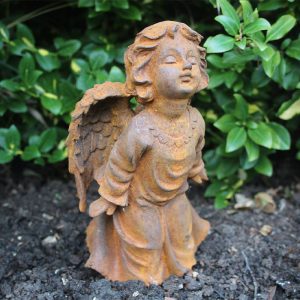 Cast Iron Kissing Cherub in Rust Finish